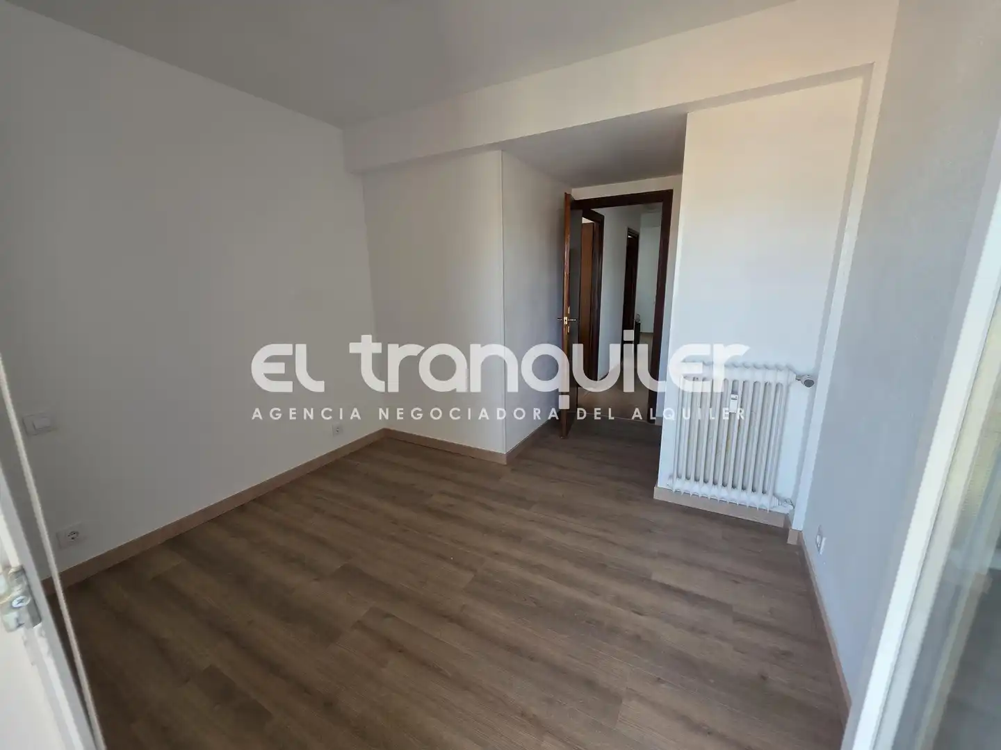 Bedroom of Flat for rent in Madrid  with Air Conditioner, Terrace and Furnished