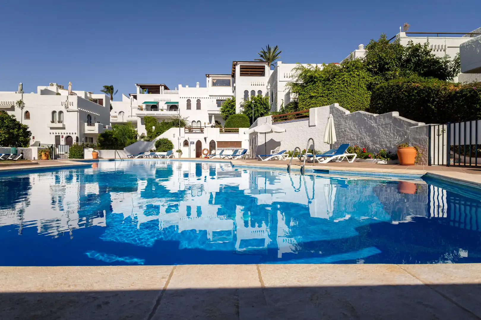 Piscina de Dúplex de lloguer en Nueva Andalucía