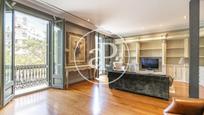 Living room of Flat for sale in  Barcelona Capital  with Air Conditioner, Heating and Balcony