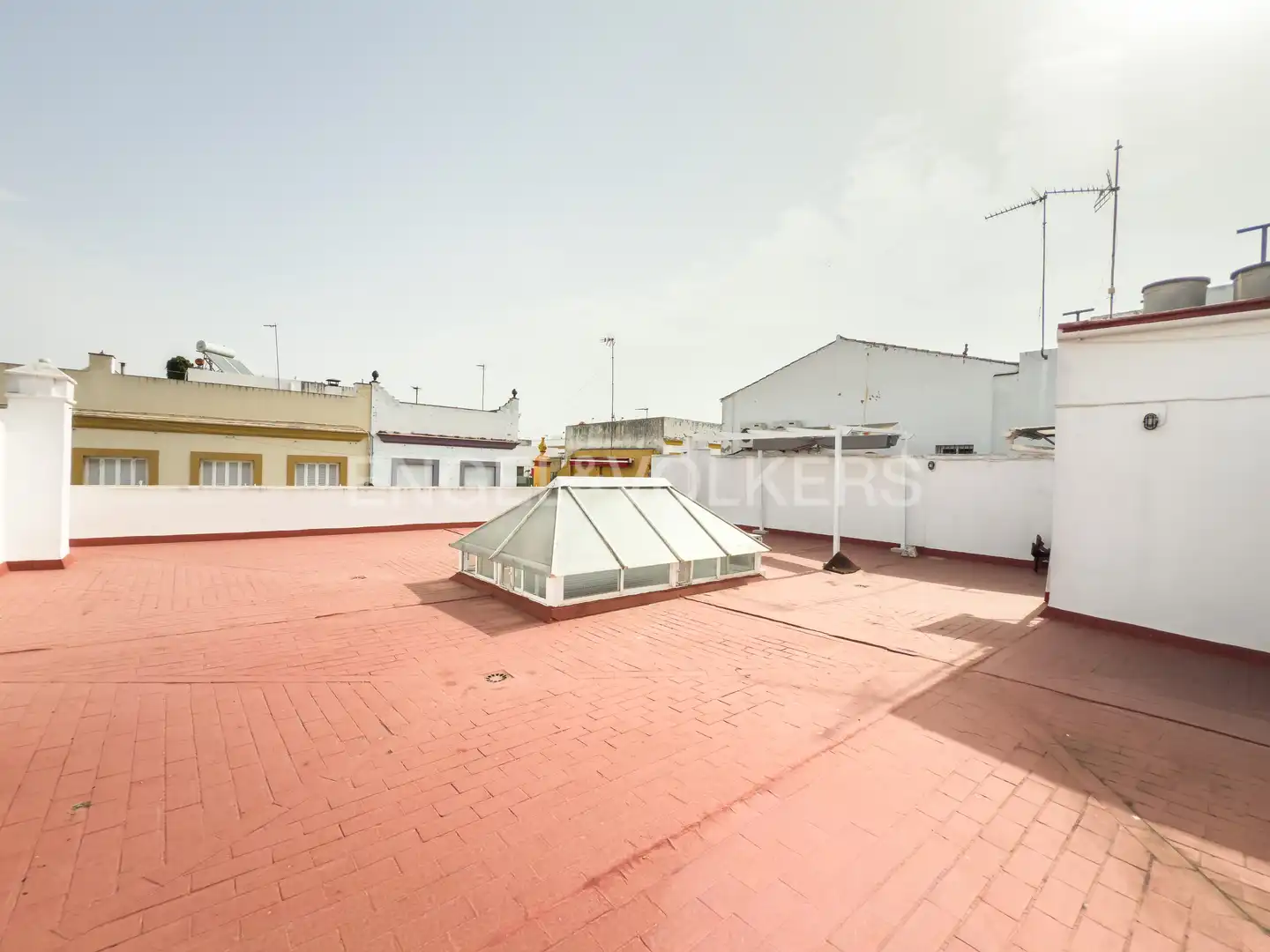 Terrassa de Casa adosada en venda en Puerto Real amb Calefacció