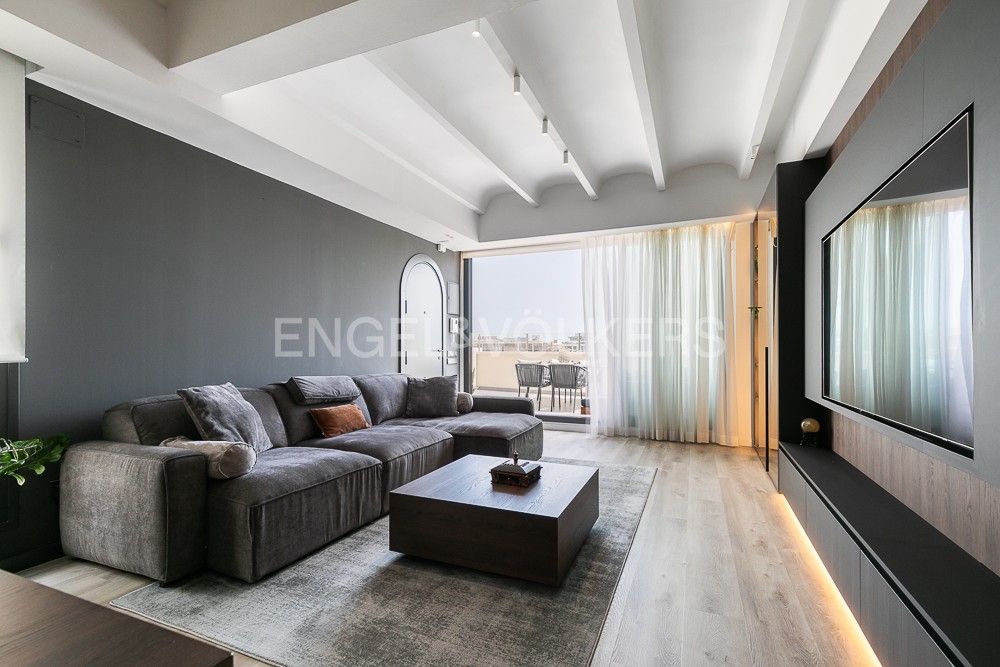 Sala d'estar de Apartament de lloguer en  Valencia Capital amb Aire condicionat, Calefacció i Parquet