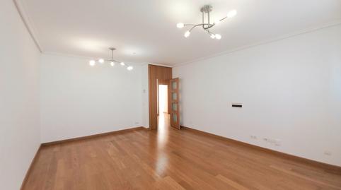Photo 3 of Flat to rent in Calle Caleruega, Universidad - Las Huelgas, Burgos