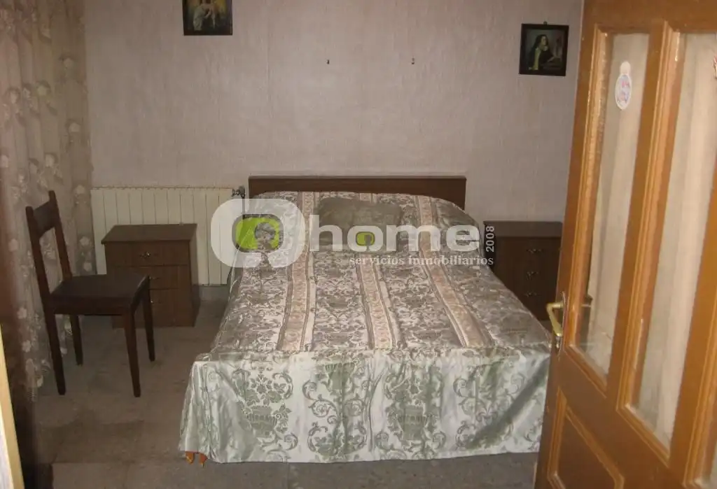 Dormitori de Casa o xalet en venda en Perilla de Castro
