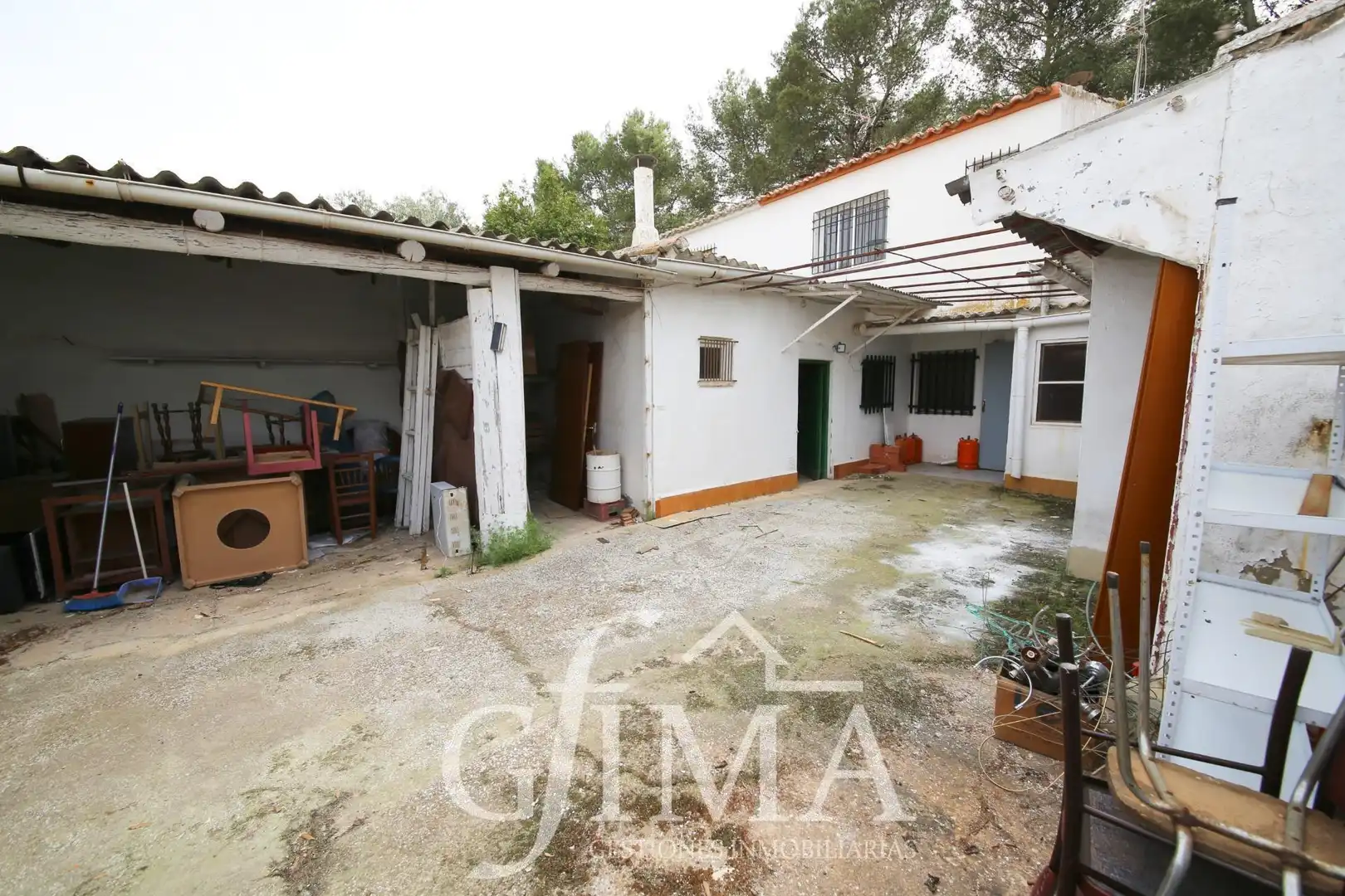 Jardí de Casa o xalet en venda en Alcázar de San Juan amb Calefacció, Traster i Balcó