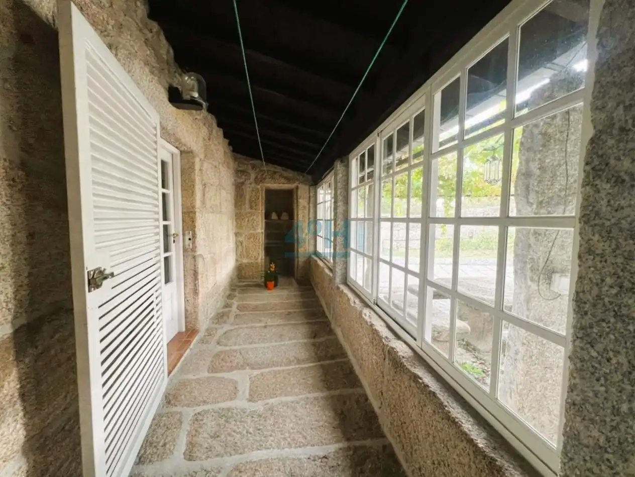 Finca rústica de alquiler en San Cibrao das Viñas con Calefacción, Jardín privado y Terraza