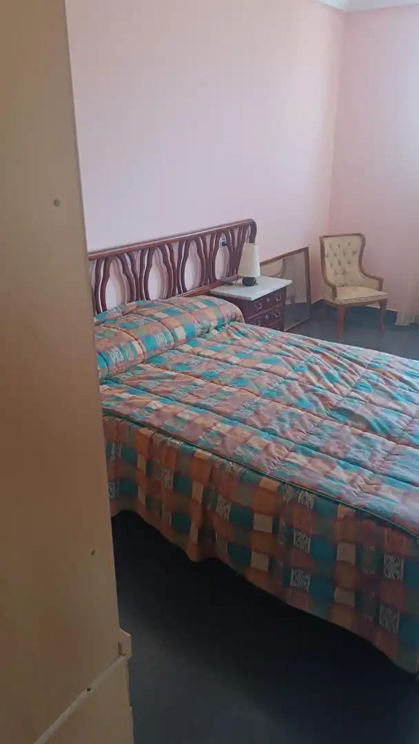 Dormitori de Casa o xalet en venda en  Logroño amb Calefacció i Traster
