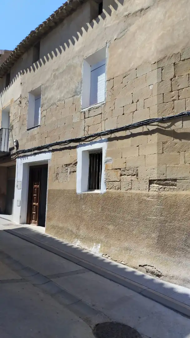 Vista exterior de Casa adosada en venda en El Redal amb Jardí privat i Terrassa