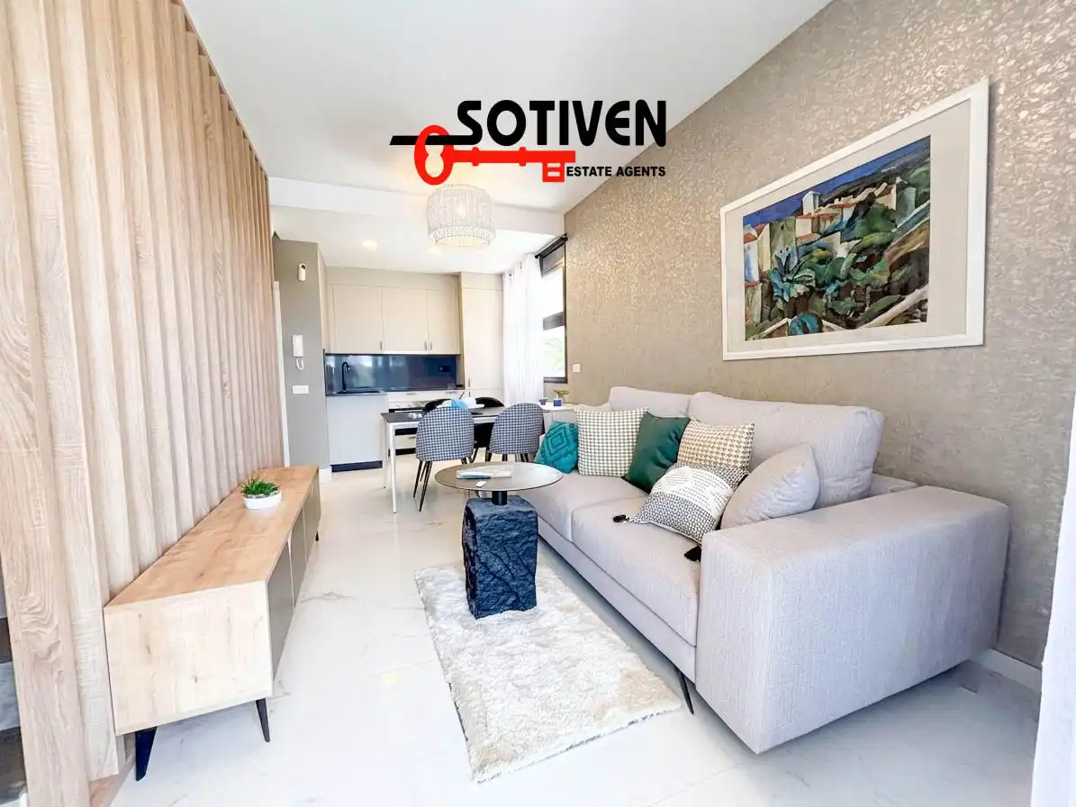 Terraced house with garden for sale in Playa de San Juan, imagen 2