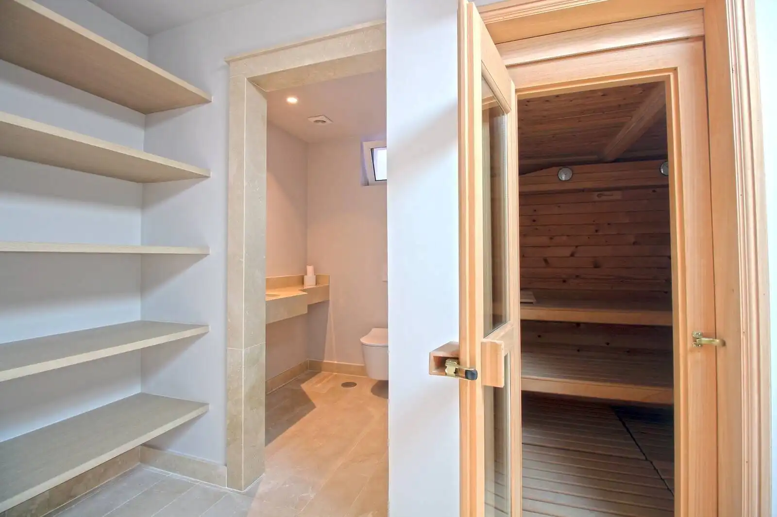 Casa amb terrassa en venda a El Paraíso, imagen 43