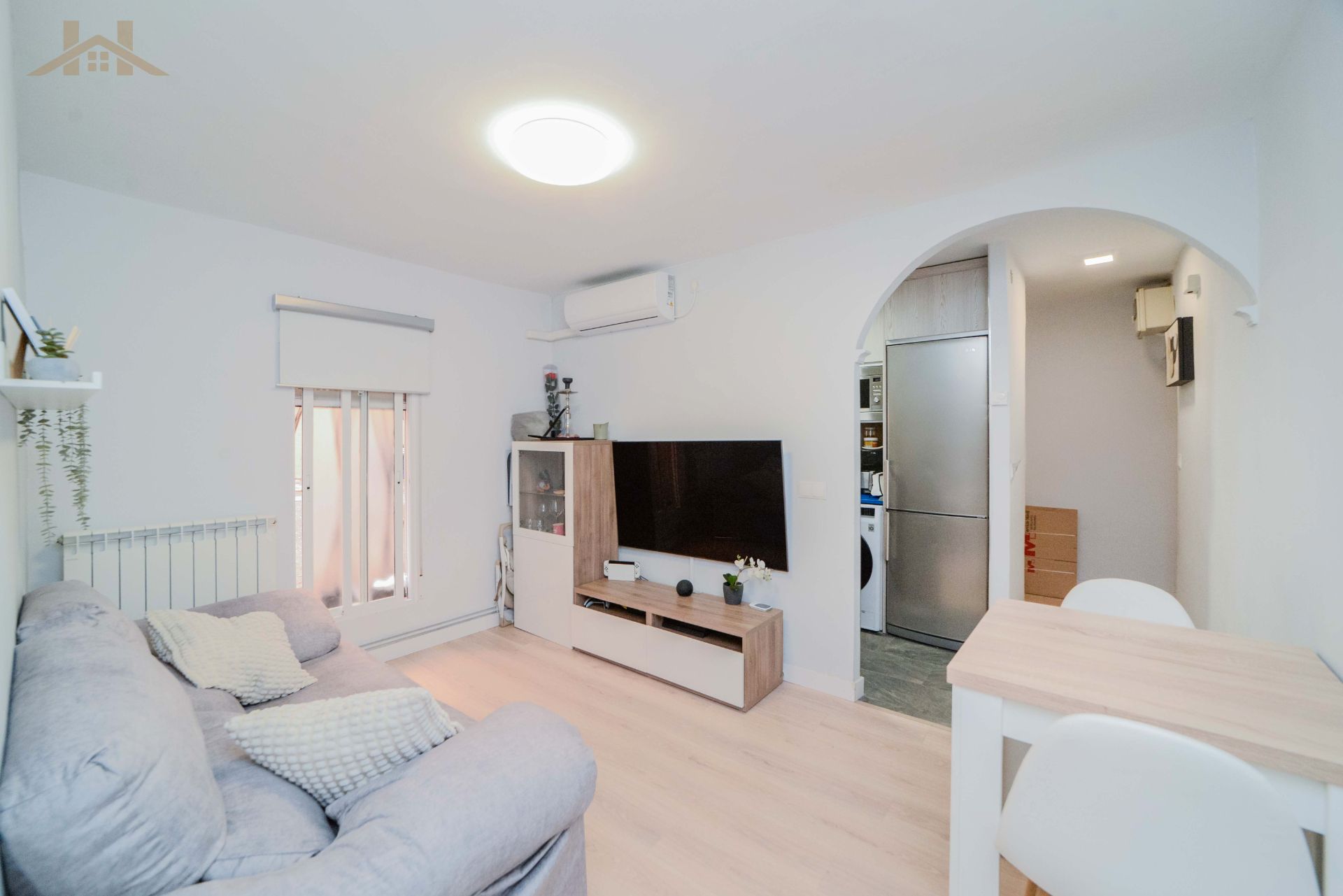 Living room of Flat for sale in Alcobendas  with Air Conditioner, Heating and Furnished