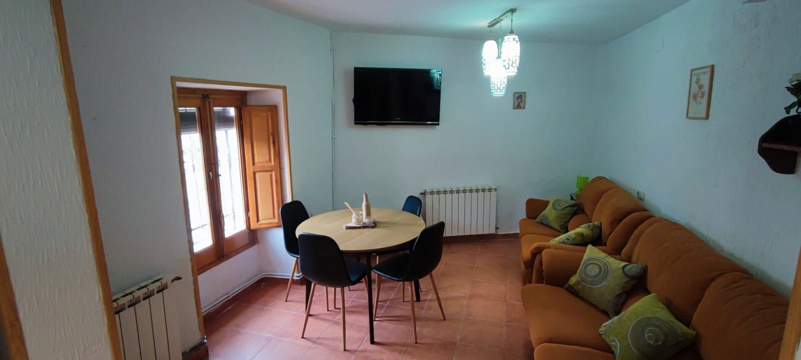 Comedor de Casa o chalet de alquiler en Cuenca Capital con Calefacción, Amueblado y Lavadora