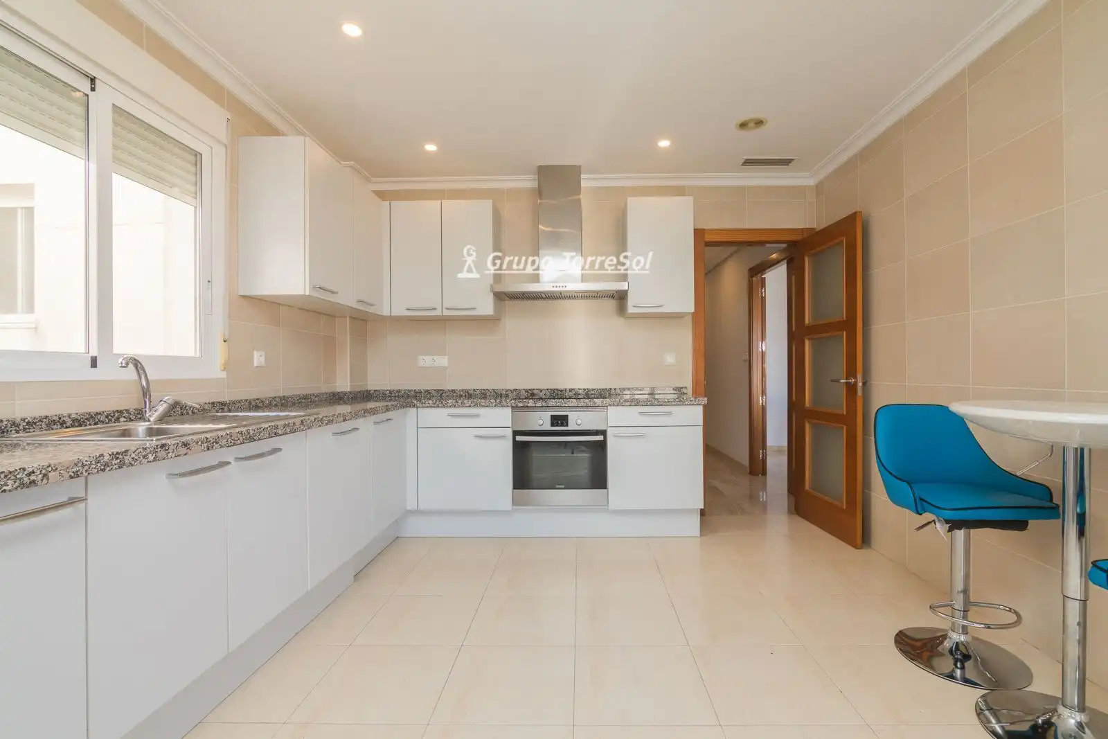Cocina de Ático en venta en Elche / Elx con Aire acondicionado, Calefacción y Terraza