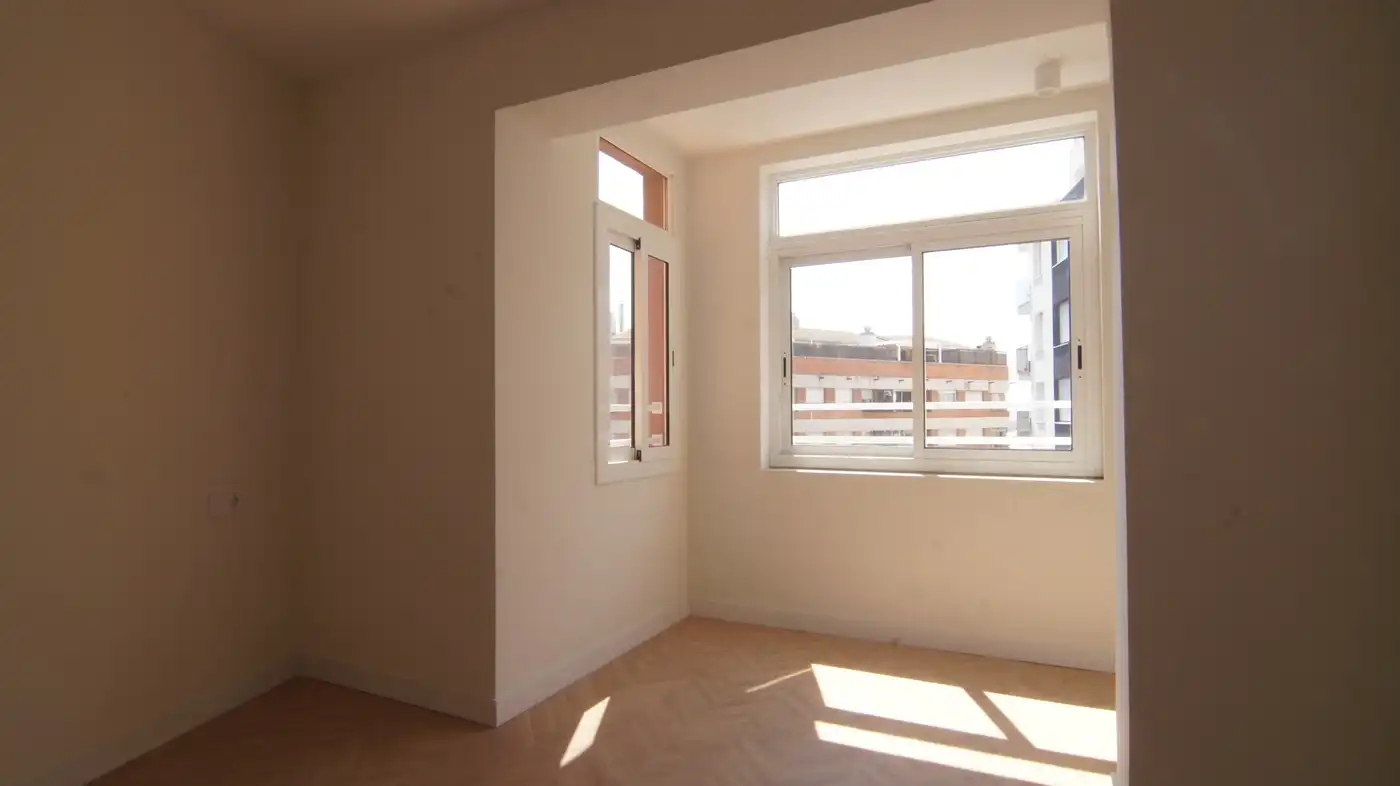 Flat with lift for sale in Plaça de Ponent 5, imagen 16