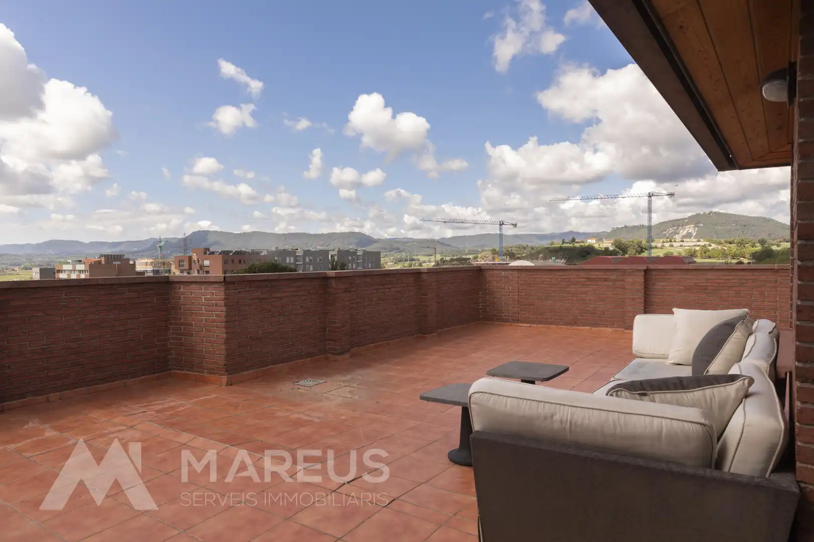 Terrassa de Àtic en venda en Vic amb Calefacció, Parquet i Terrassa