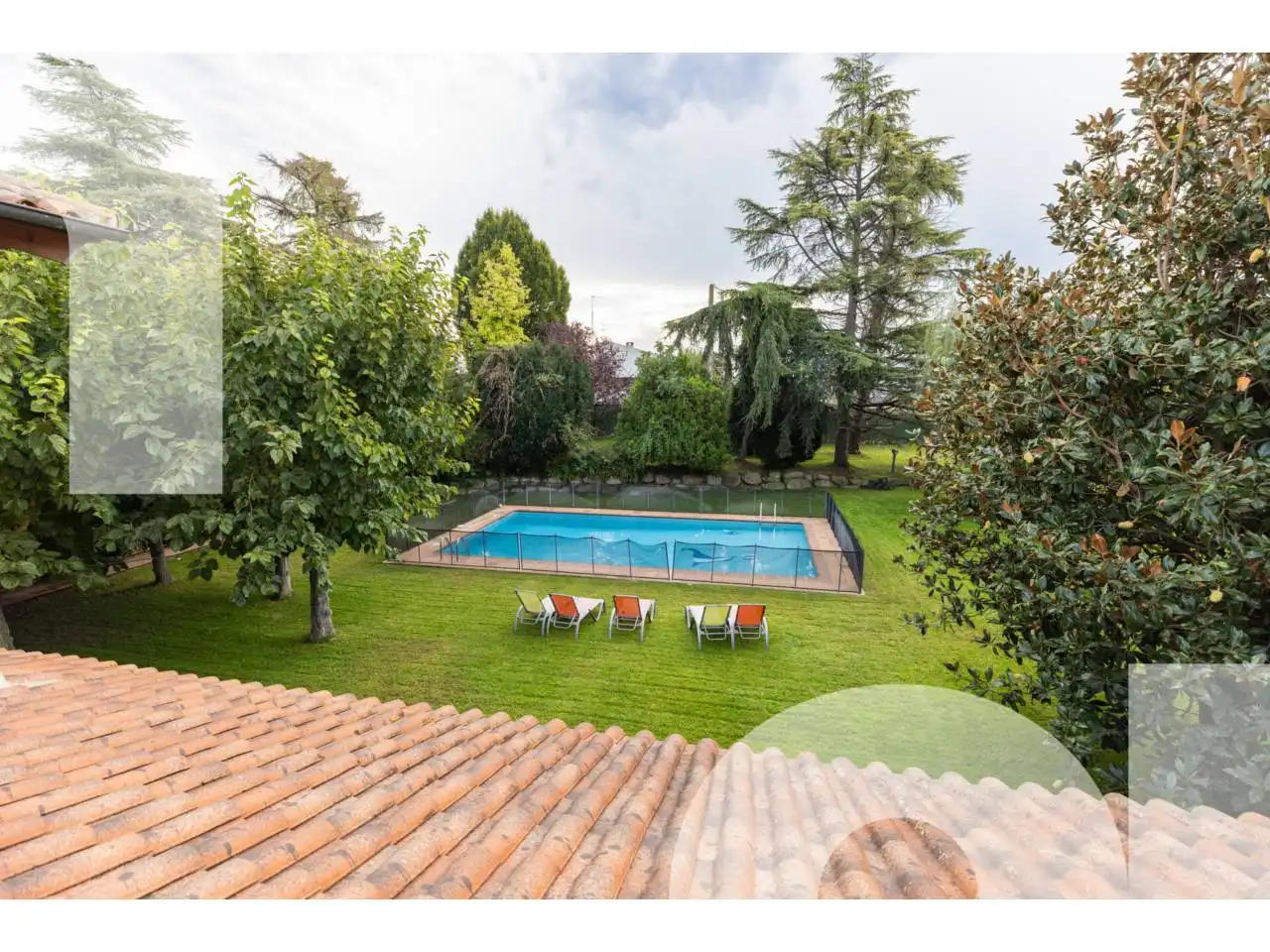 Piscina de Casa o chalet de alquiler en Santa Eulàlia de Ronçana con Calefacción, Jardín privado y Terraza