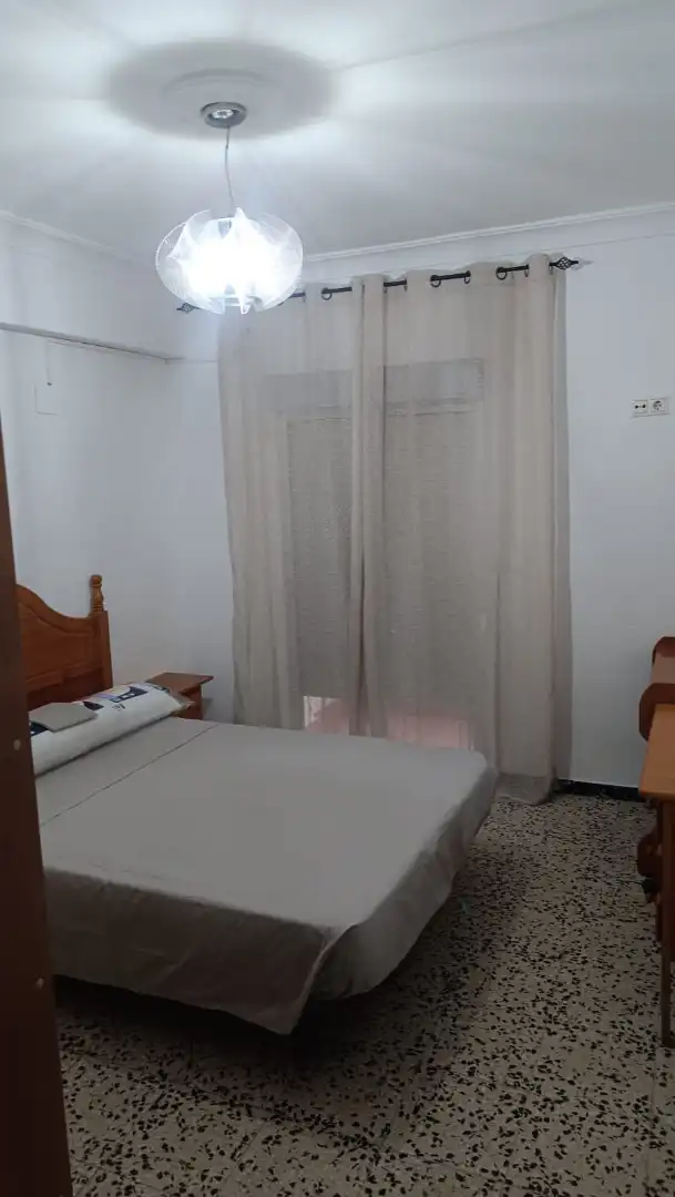 Dormitori de Pis en venda en Huelva amb Moblat, Forn i Rentadora