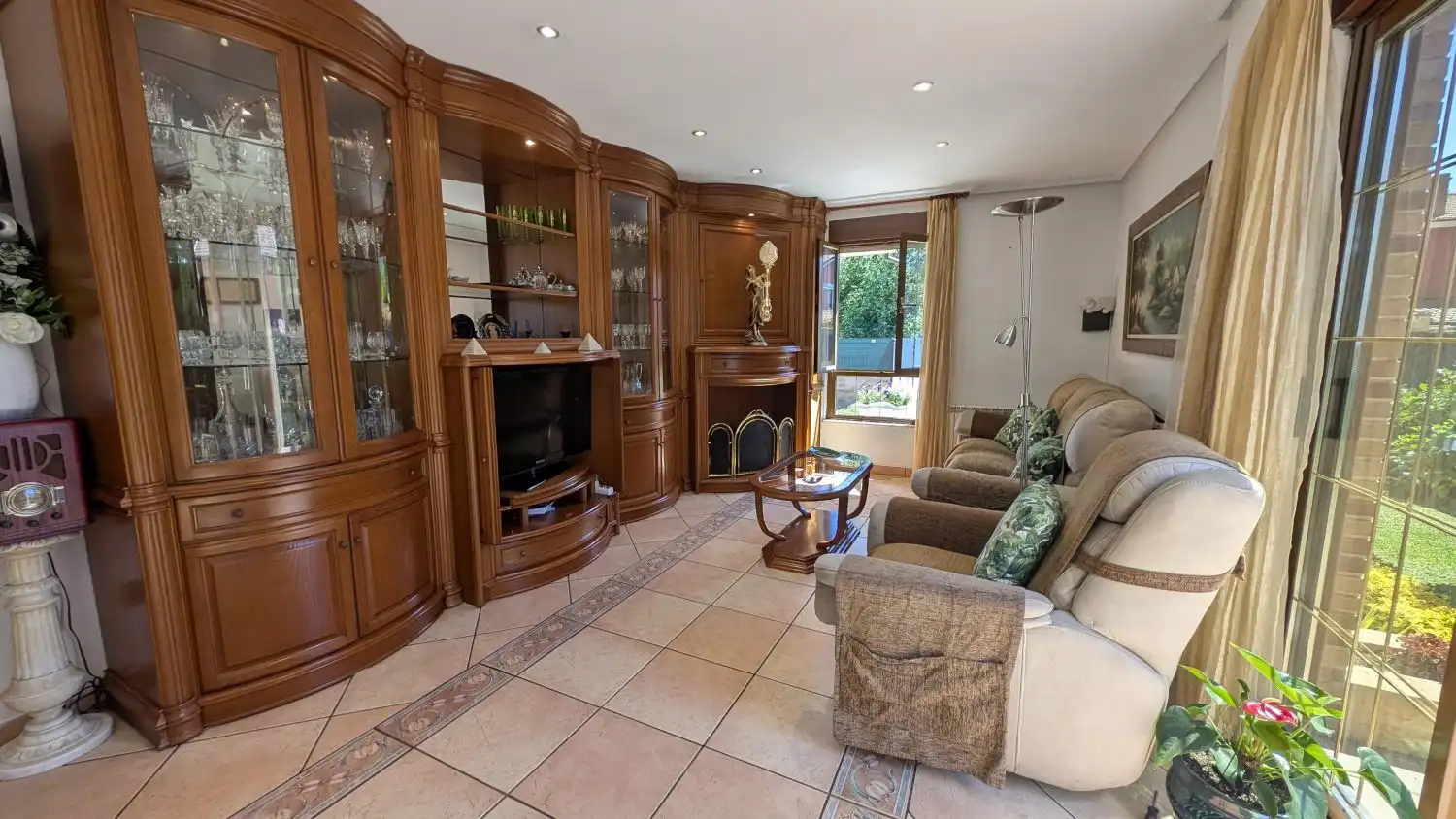 Living room of Houses for sale in Los Corrales de Buelna   with Heating, Private garden and Terrace