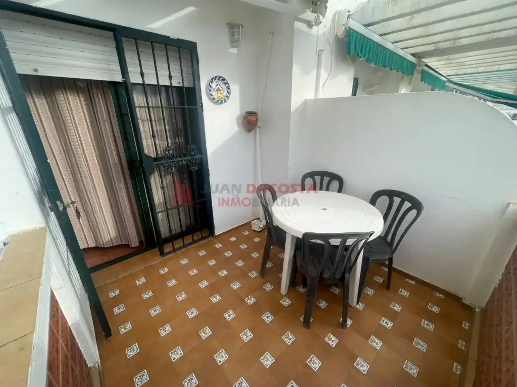 Casa adosada en venta en Calle Veleta, La Antilla