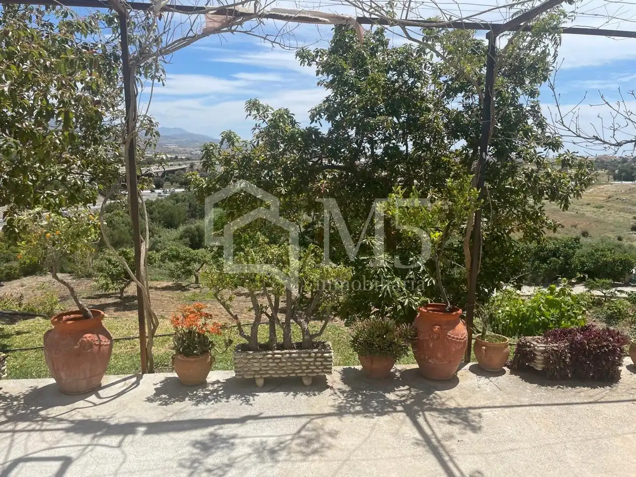 Terrassa de Finca rústica en venda en Vélez-Málaga amb Piscina