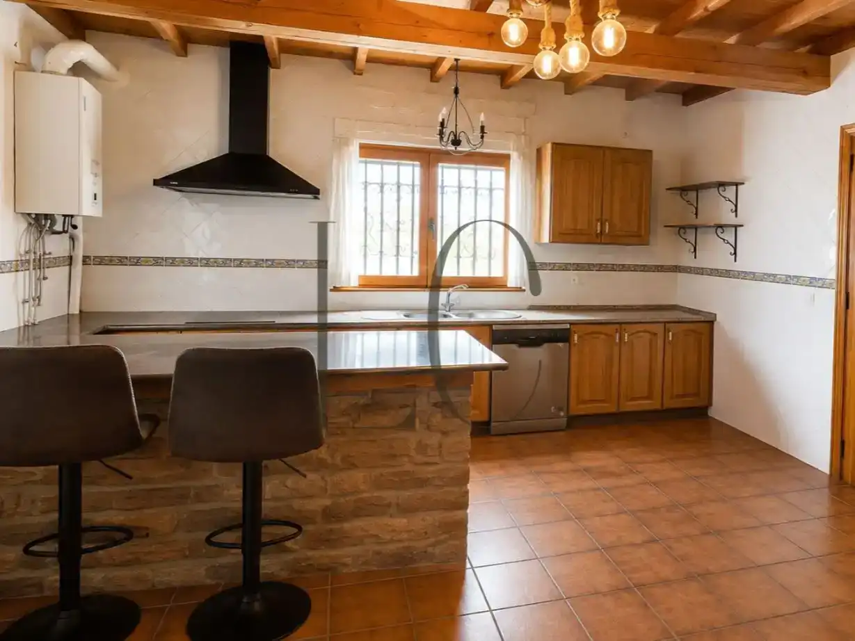 Cocina de Piso en venta en La Tala con Jardín privado, Trastero y Amueblado