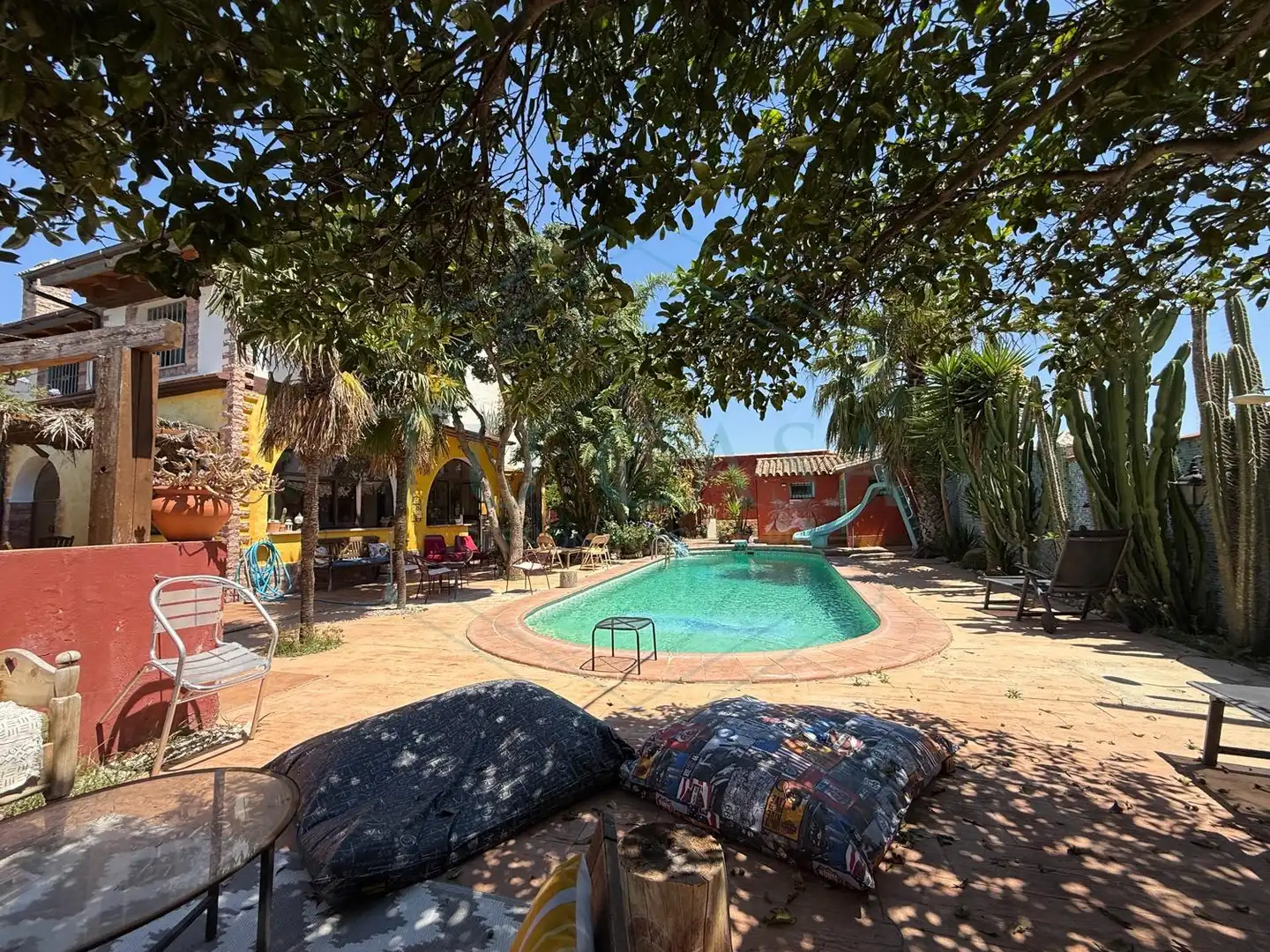 Piscina de Casa o xalet en venda en Chiclana de la Frontera amb Jardí privat, Terrassa i Traster