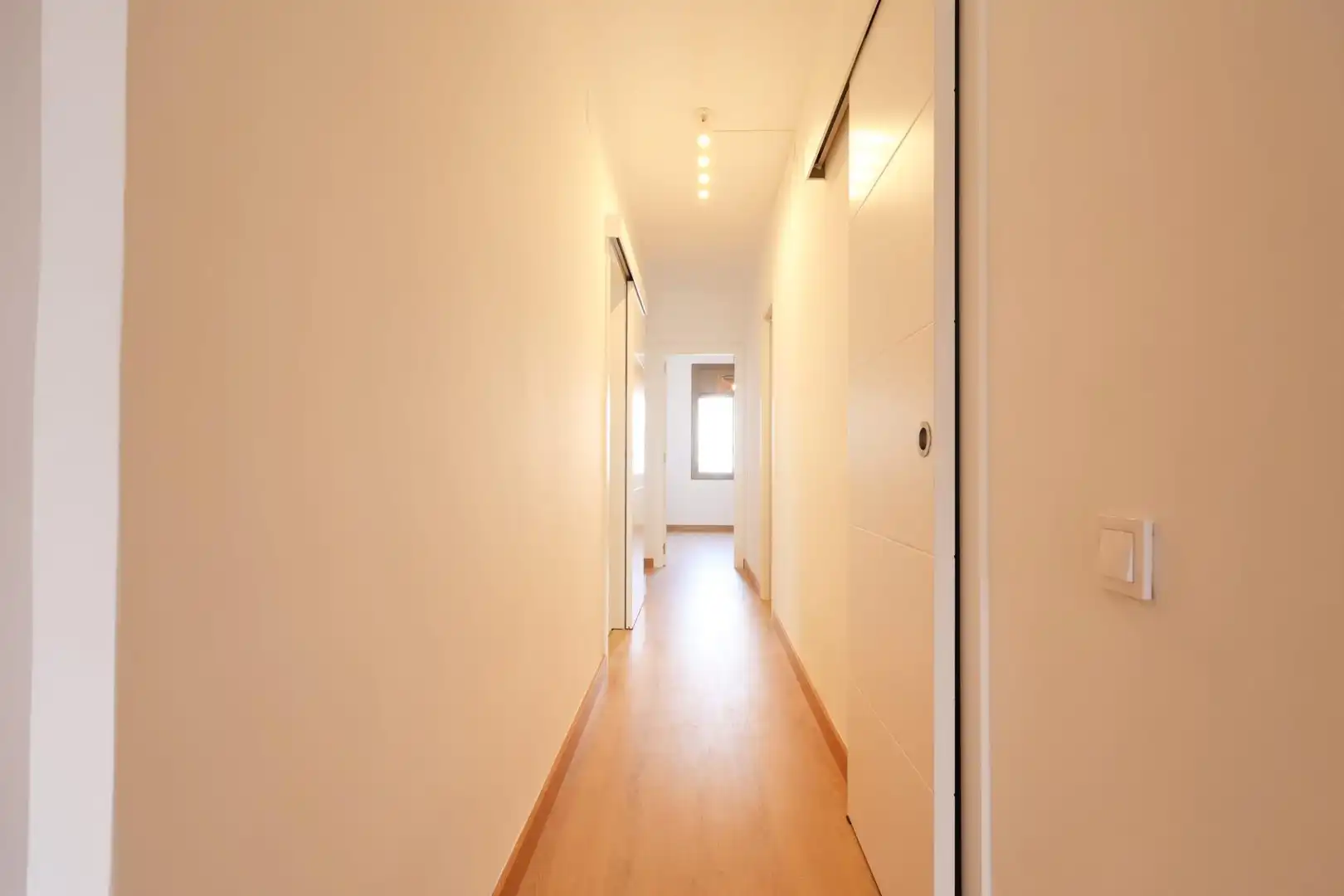 Piso en venta en Vilanova i la Geltrú con Parquet, Trastero y Balcón