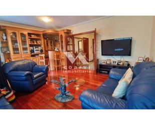 Living room of Single-family semi-detached for sale in Barbadás  with Heating, Private garden and Parquet flooring