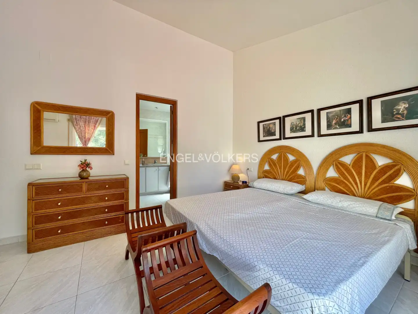 Dormitori de Casa o xalet en venda en Salou amb Aire condicionat, Calefacció i Jardí privat