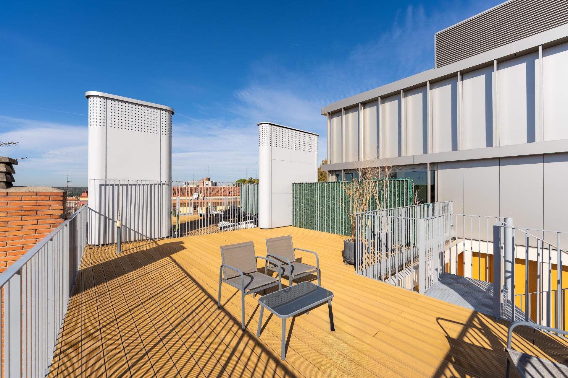 Attic to rent in Calle de Irún, Argüelles