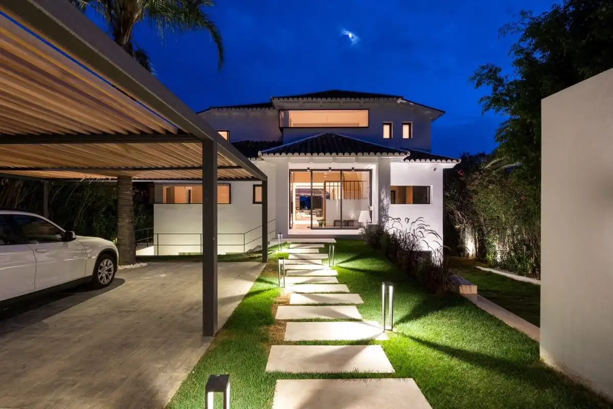 Chalet con piscina en venta en Calle Sirio, imagen 15