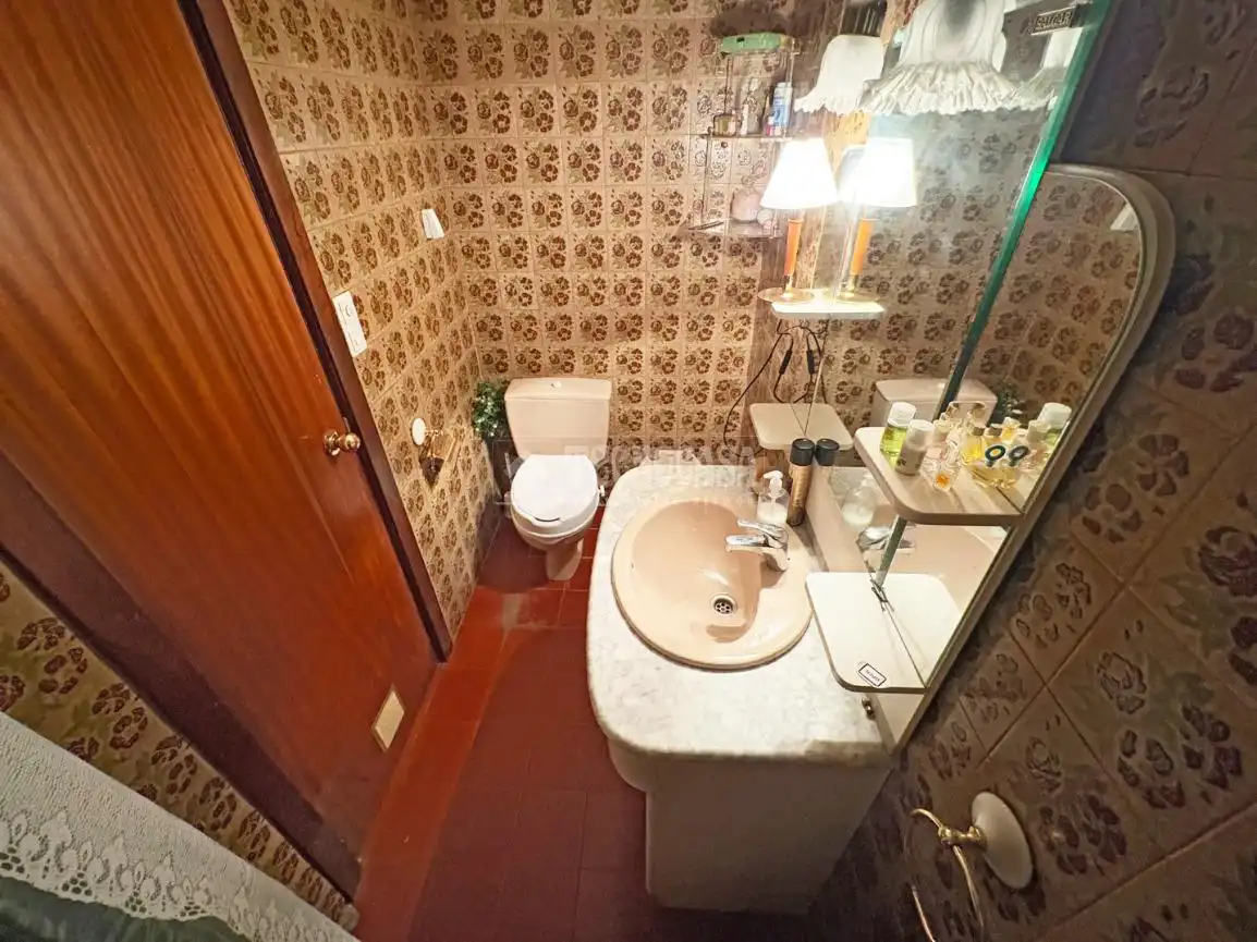 Baño de Piso en venta en Zaragoza con Calefacción y Terraza
