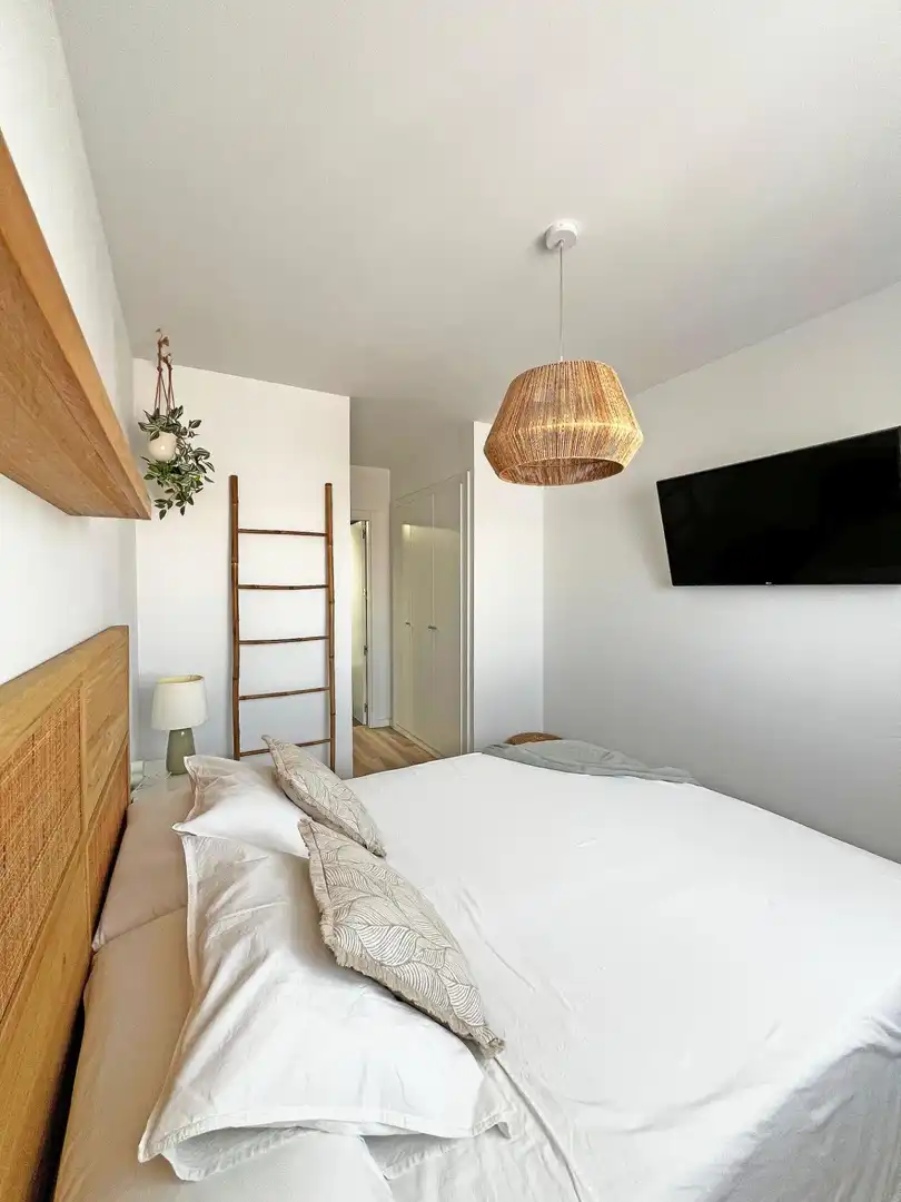 Habitación de Apartamento en venta en Valencia con Calefacción, Jardín privado y Terraza