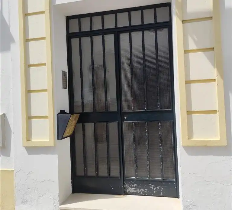 Piso en venta en Calle Ruiseñor, imagen 2