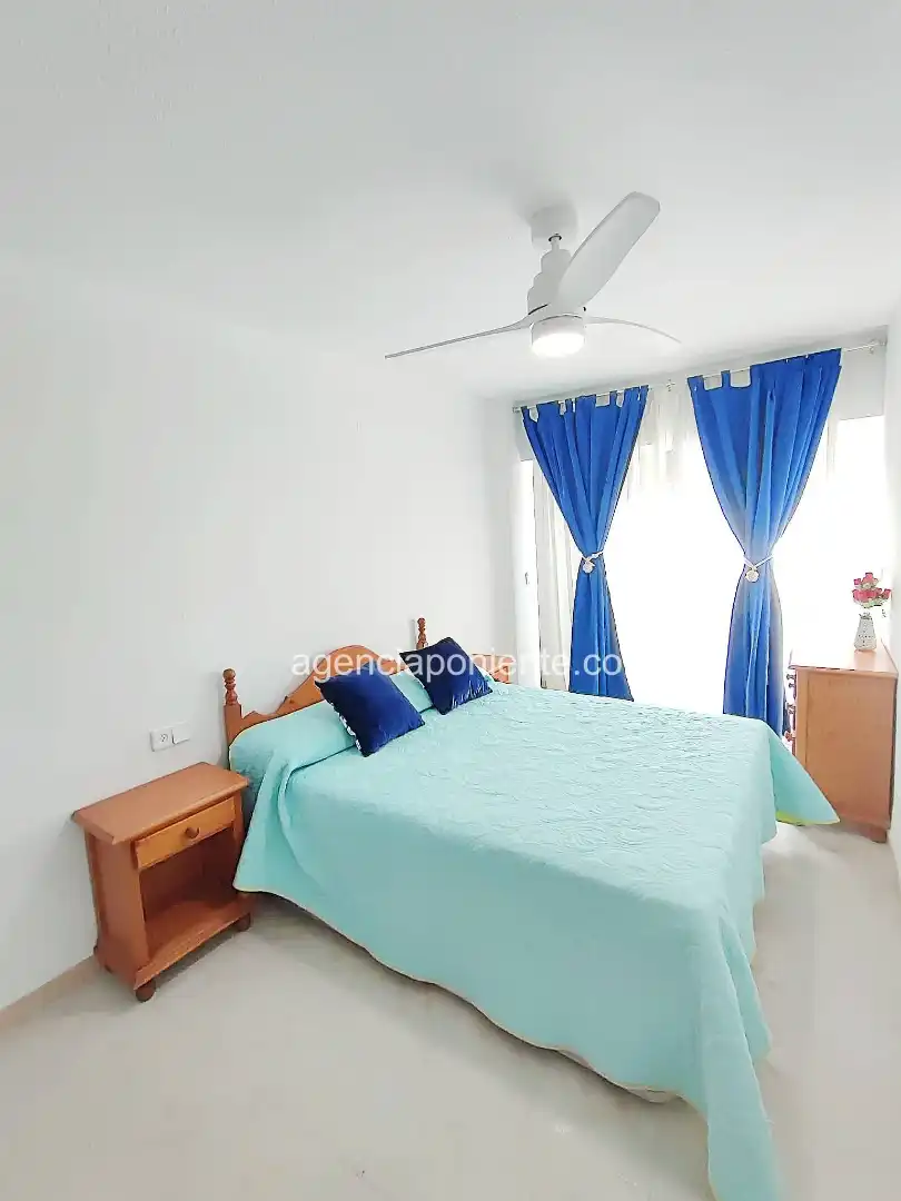 Schlafzimmer von Wohnung zur Miete in Villajoyosa / La Vila Joiosa mit Klimaanlage, Heizung und Terrasse