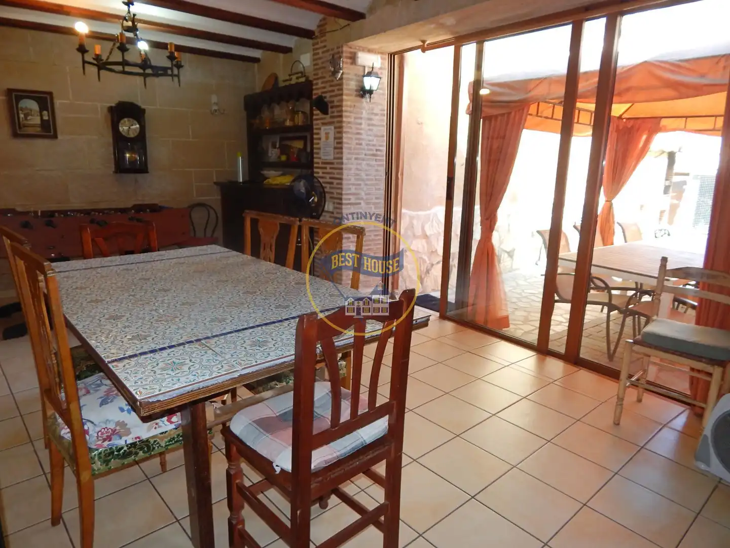 Houses for sale in El Palomar