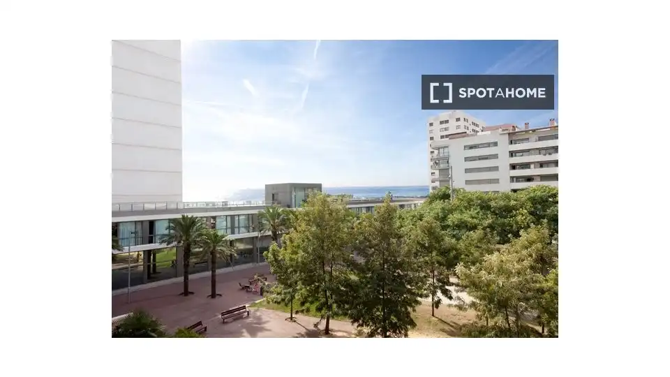 Habitación en Diagonal Mar i el Front Marítim del Poblenou