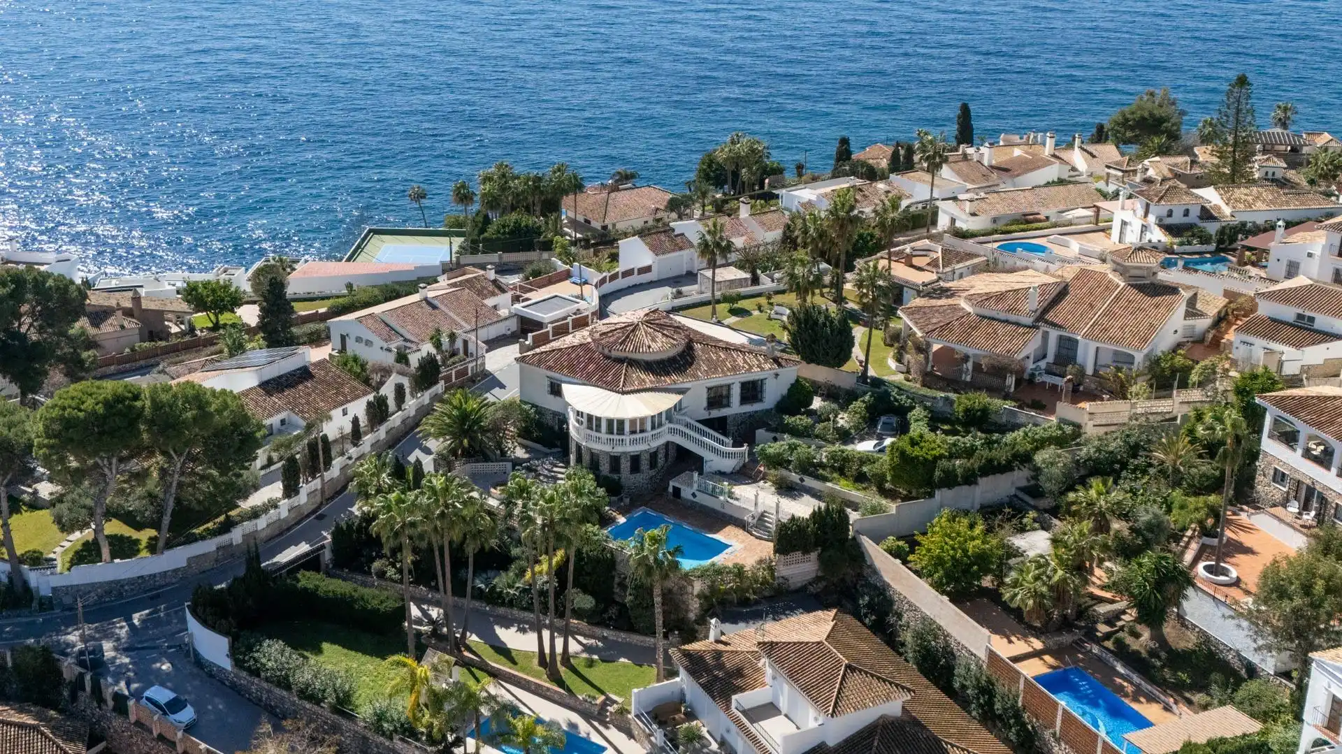 Exterior view of Houses for sale in Almuñécar  with Air Conditioner, Private garden and Terrace