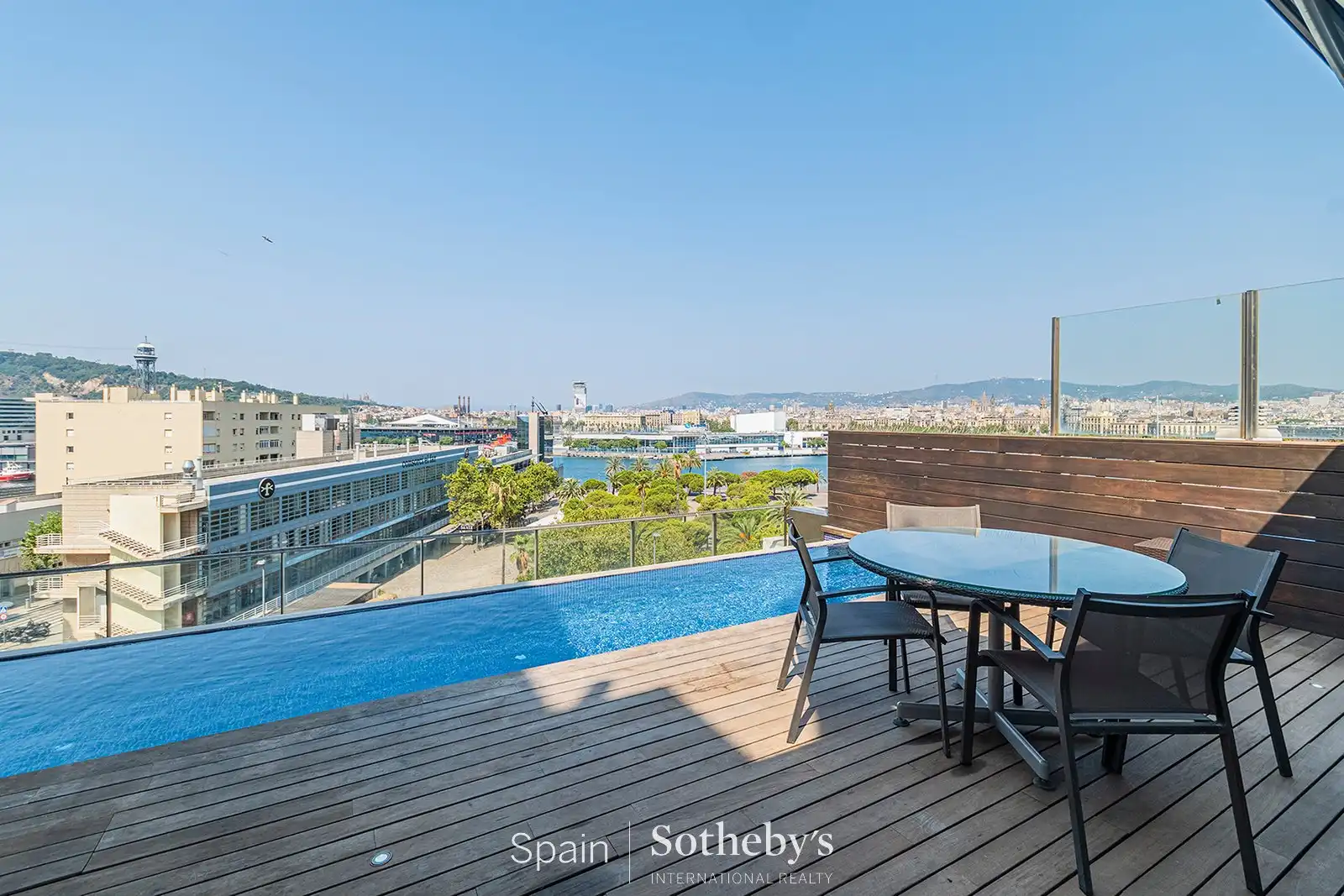 Terraza de Ático en venta en Barcelona con Aire acondicionado, Terraza y Piscina