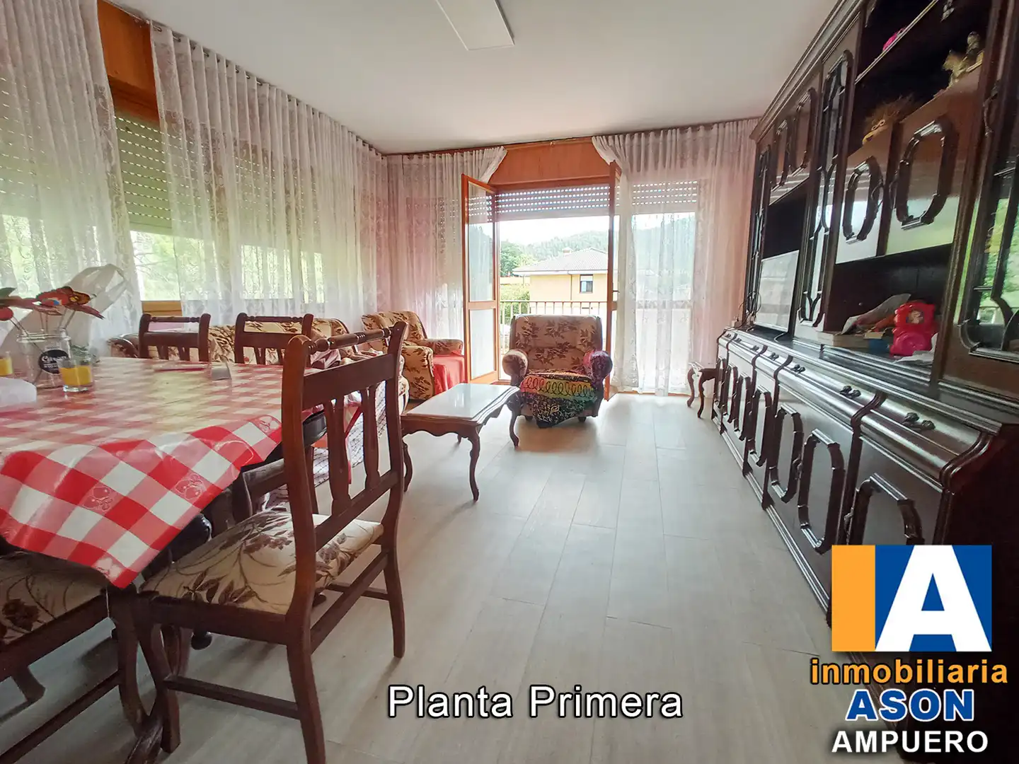 Comedor de Casa o chalet en venta en Ampuero con Jardín privado, Parquet y Terraza