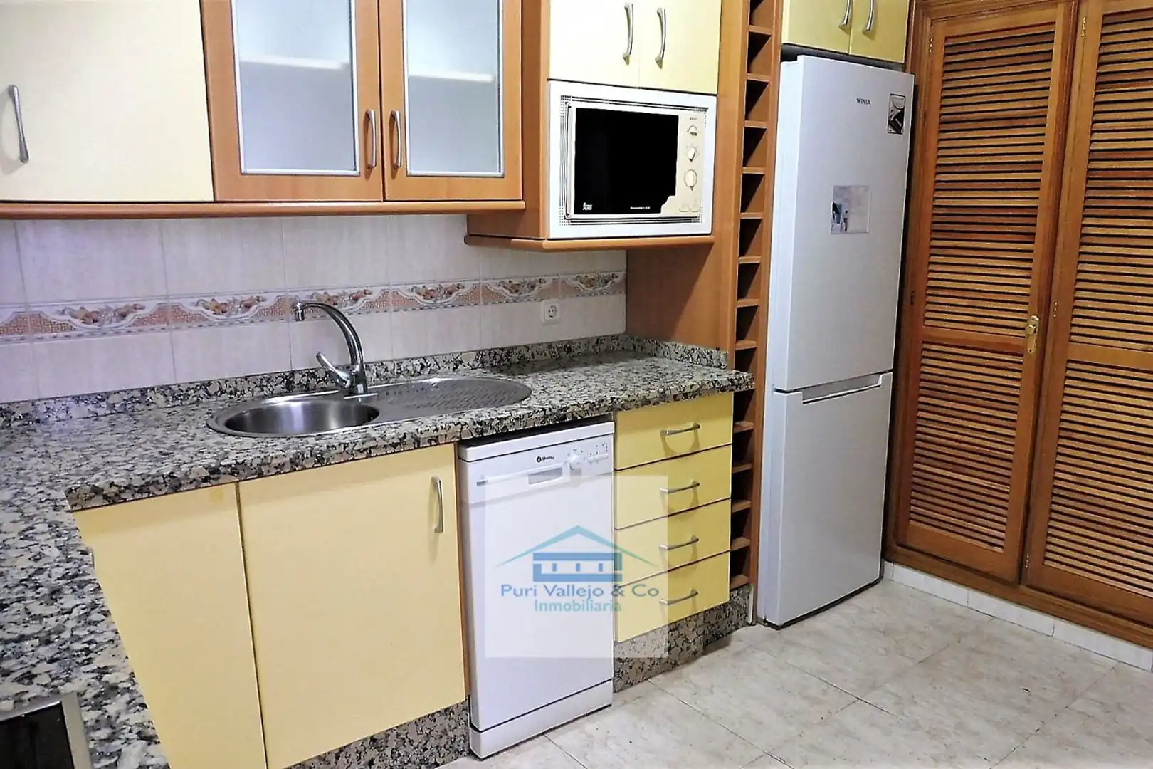 Cuina de Pis en venda en Córdoba amb Aire condicionat, Calefacció i Terrassa