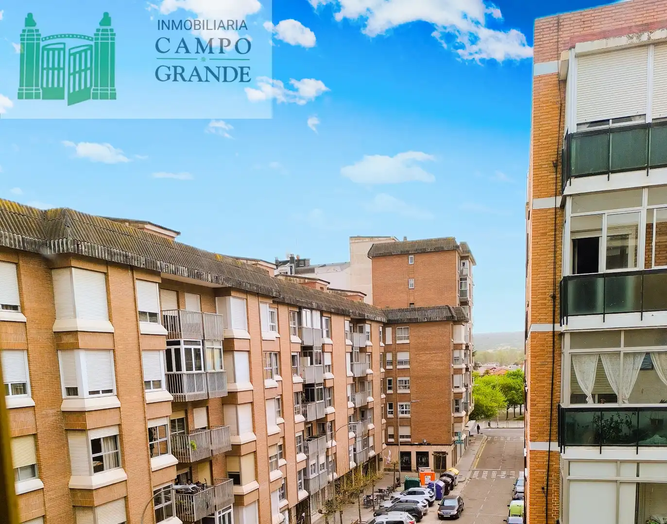 Vista exterior de Piso en venta en Palencia con Calefacción, Terraza y Horno