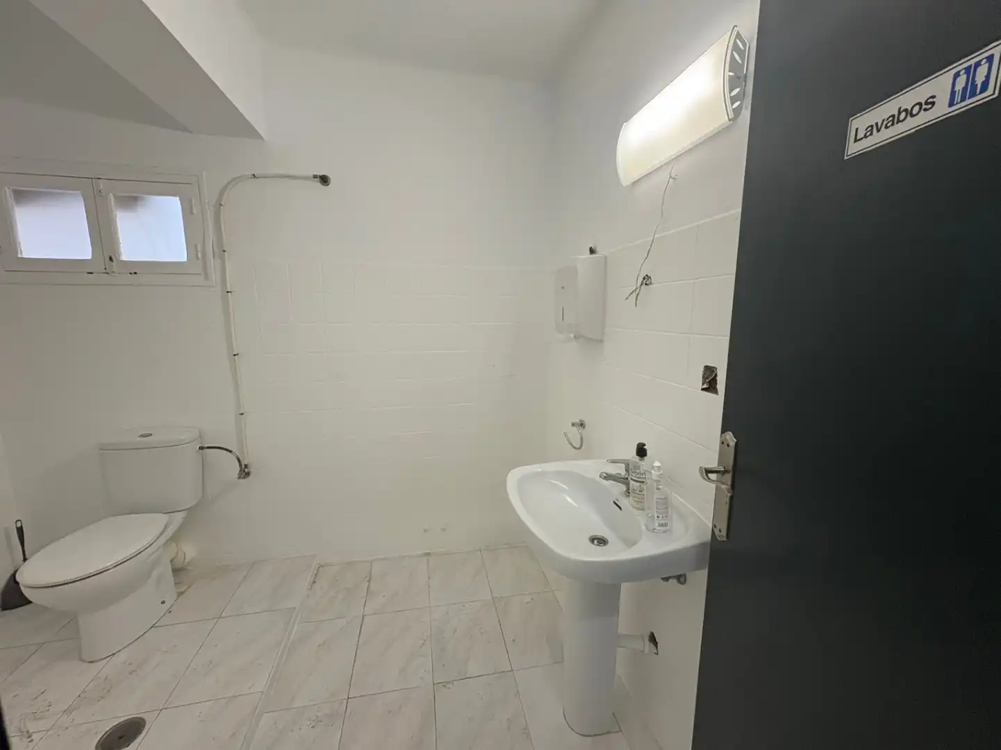 Bathroom of Flat for sale in Benissa  with Air Conditioner and Heating