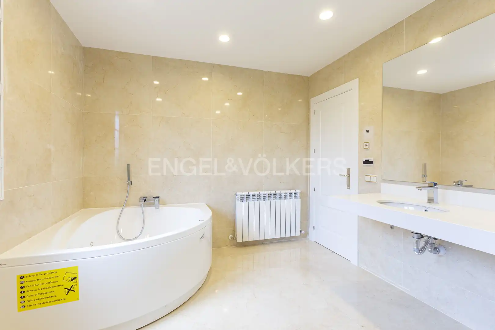 Casa con piscina en venta en Navalquejigo - Los Arroyos, imagen 33