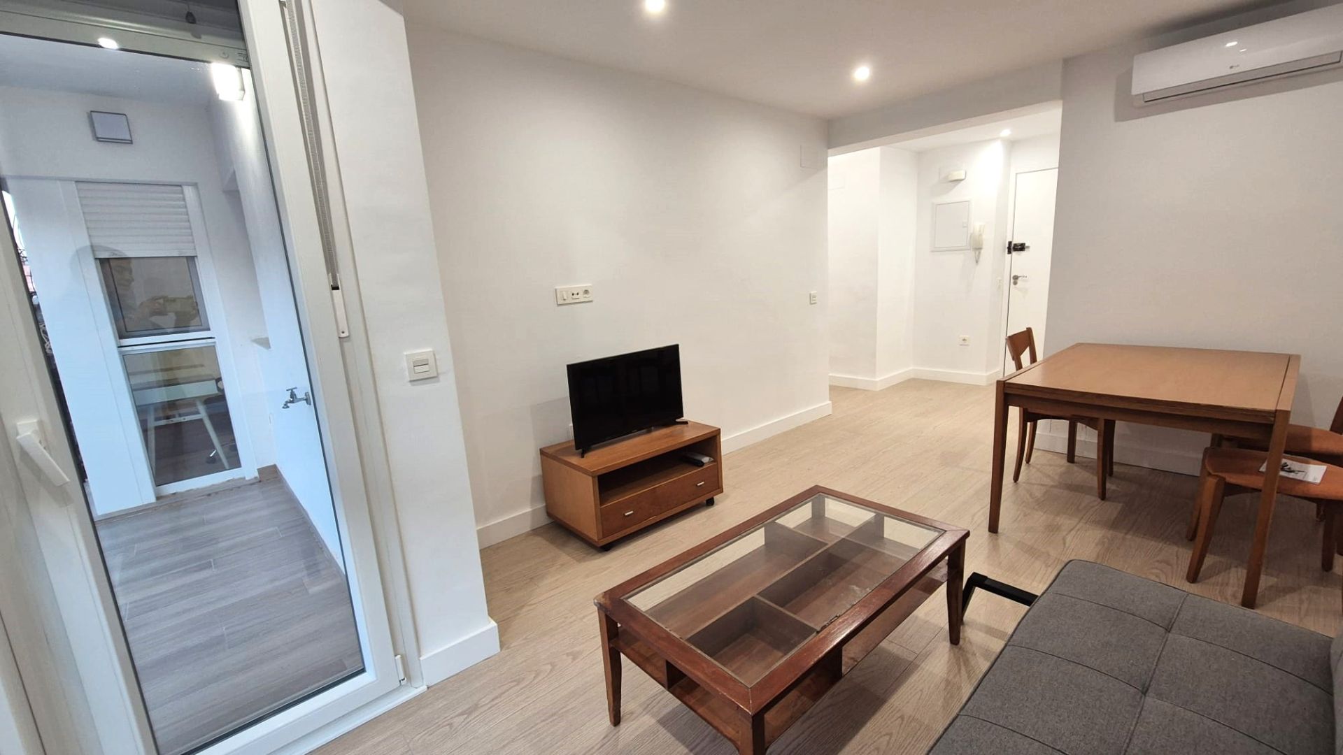 Sala d'estar de Pis en venda en Badajoz Capital amb Aire condicionat, Calefacció i Parquet