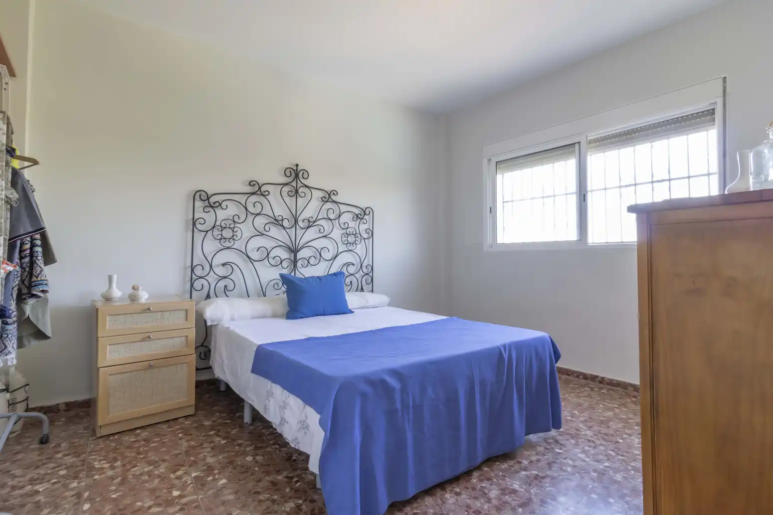 Habitación de Casa o chalet en venta en Guillena con Jardín privado, Terraza y Piscina