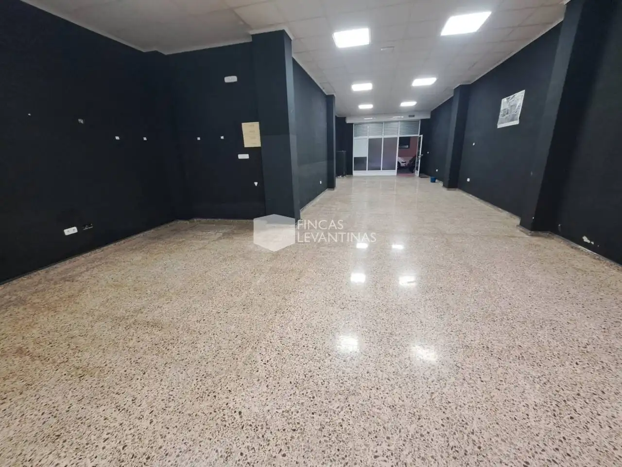 Local comercial en venda a Centro