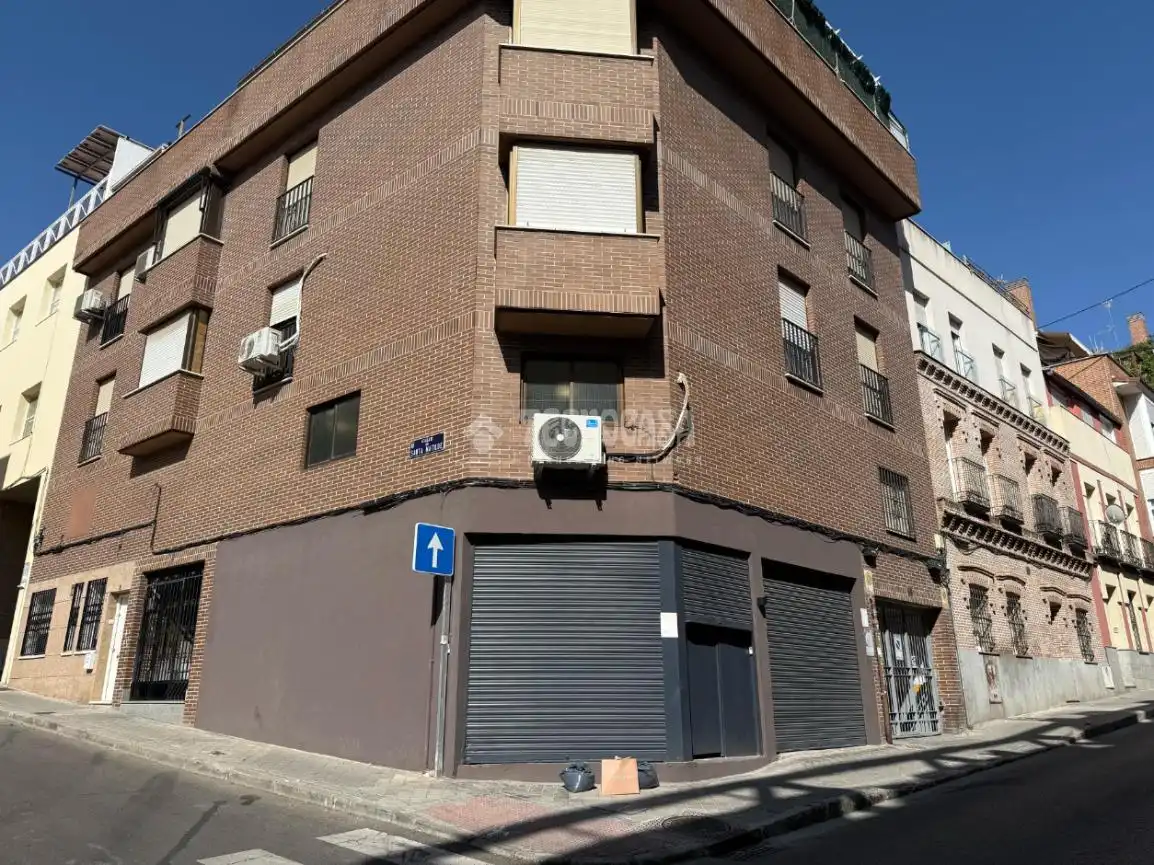 Außenansicht von Garage zum Verkauf in Madrid