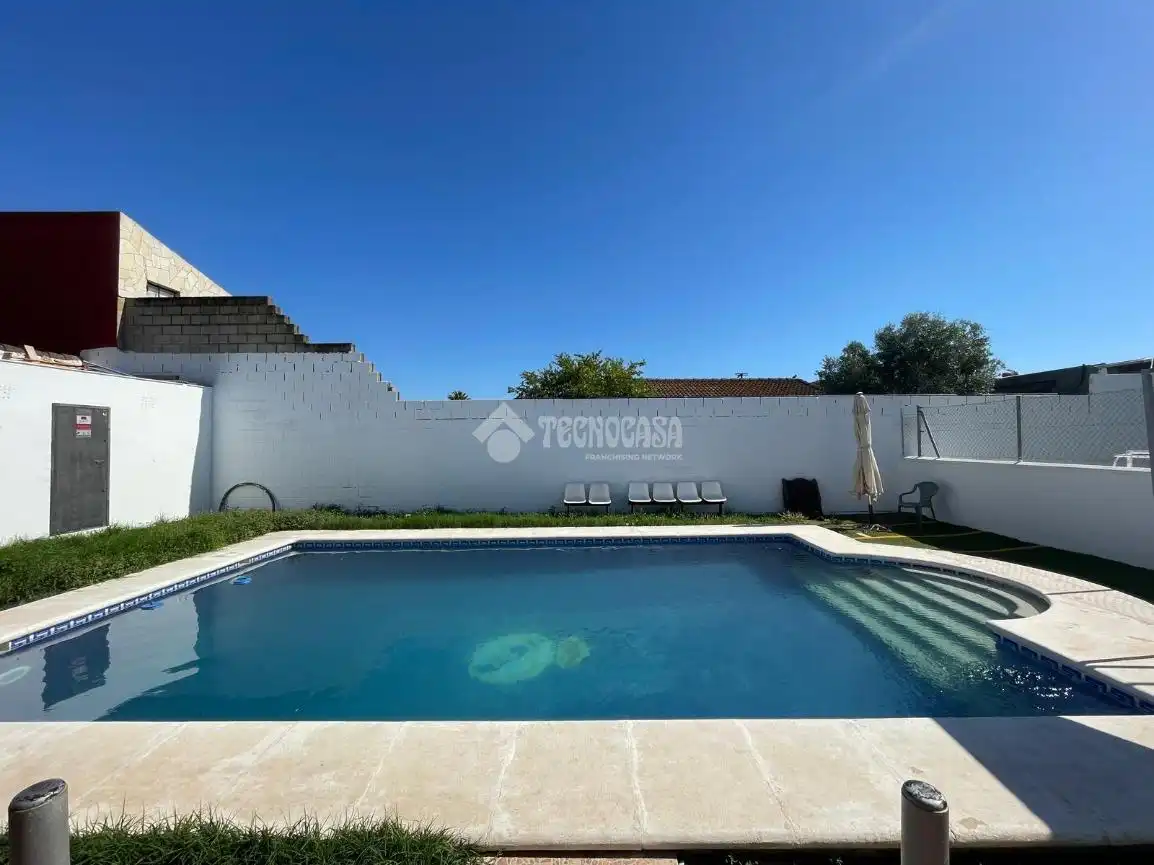 Piscina de Finca rústica en venta en Chiclana de la Frontera