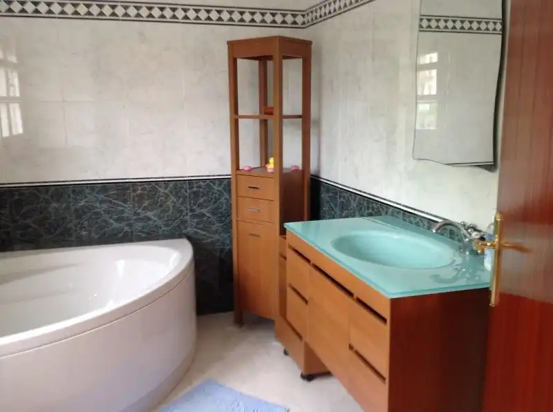 Baño de Casa o chalet en venta en Casalarreina con Jardín privado, Terraza y Piscina