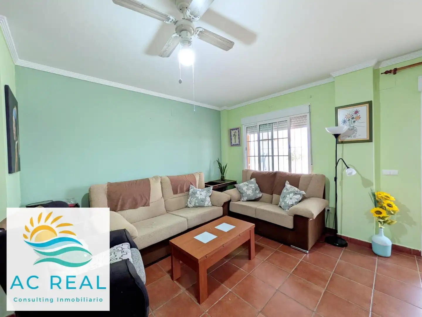 Chalet con piscina en venta en Calle HAITI, imagen 10